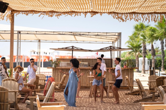 Beach Bar